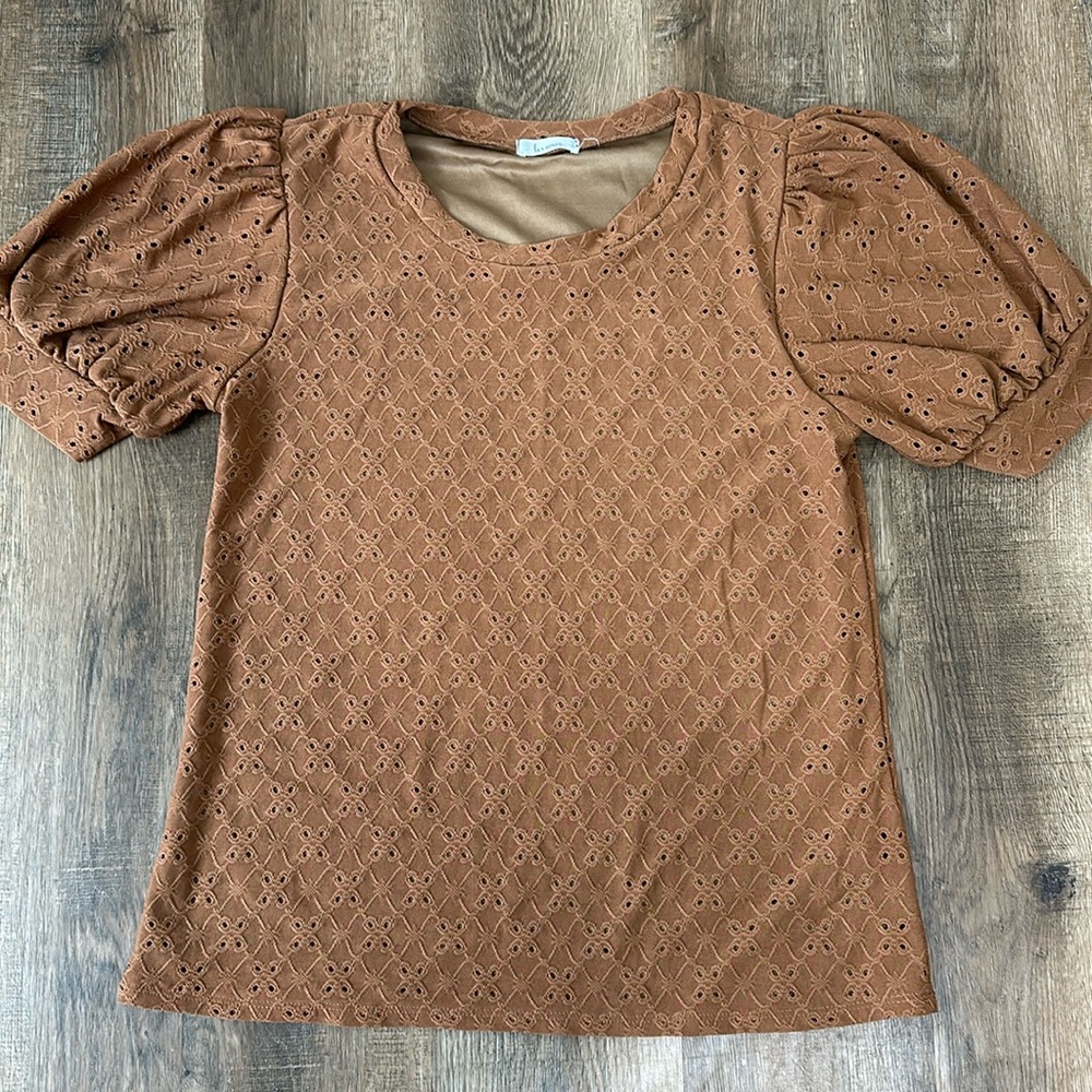 MOD Boutique (Les Amis), Medium, Woman’s Top